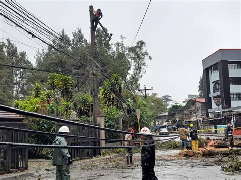 Power lines still down as Baguio reels from Egay’s onslaught.
